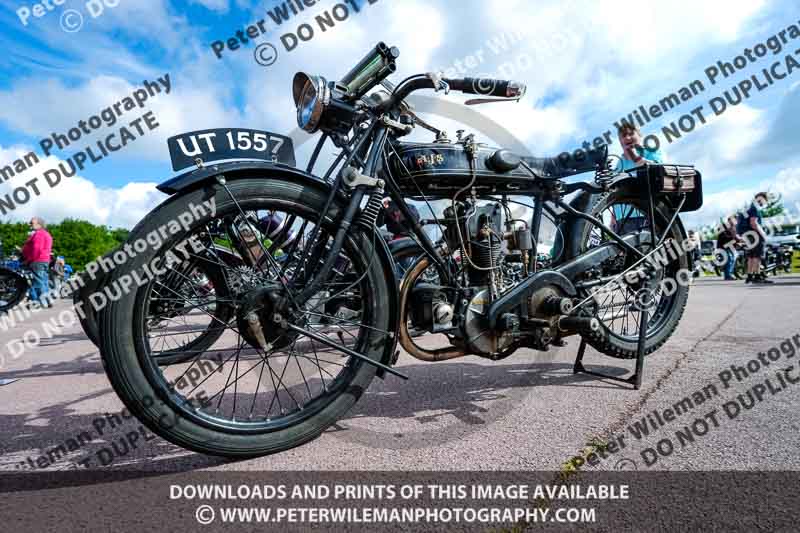 Vintage motorcycle club;eventdigitalimages;no limits trackdays;peter wileman photography;vintage motocycles;vmcc banbury run photographs